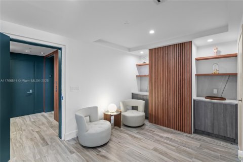 Copropriété à vendre à Miami, Floride: 2 chambres, 116.41 m2 № 1957577 - photo 19