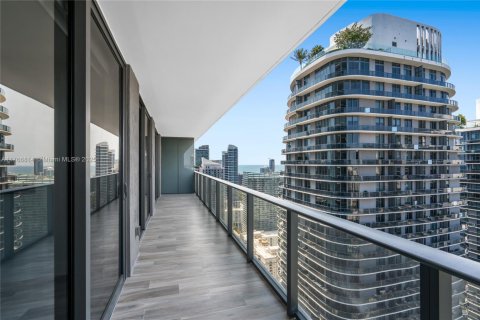 Copropriété à vendre à Miami, Floride: 2 chambres, 116.41 m2 № 1957577 - photo 16