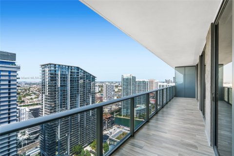 Copropriété à vendre à Miami, Floride: 2 chambres, 116.41 m2 № 1957577 - photo 9
