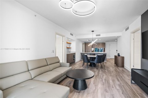 Copropriété à vendre à Miami, Floride: 2 chambres, 116.41 m2 № 1957577 - photo 26