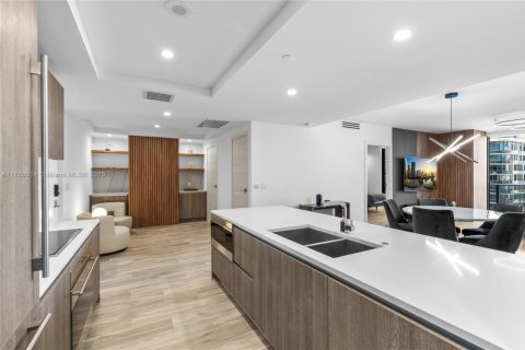 Copropriété à vendre à Miami, Floride: 2 chambres, 116.41 m2 № 1957577 - photo 7