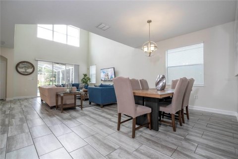 Villa ou maison à vendre à Davenport, Floride: 5 chambres, 286.23 m2 № 2217966 - photo 19