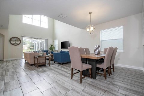 Villa ou maison à vendre à Davenport, Floride: 5 chambres, 286.23 m2 № 2217966 - photo 20