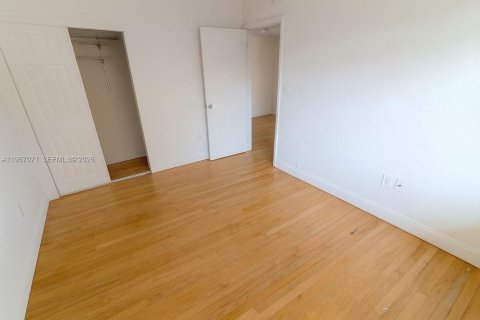 Снять в аренду кондоминиум в Майами-Бич, Флорида 1 спальня, 51м2, № 2029655 - фото 9