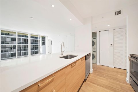 Copropriété à louer à Miami, Floride: 1 chambre, 78.22 m2 № 1365676 - photo 3