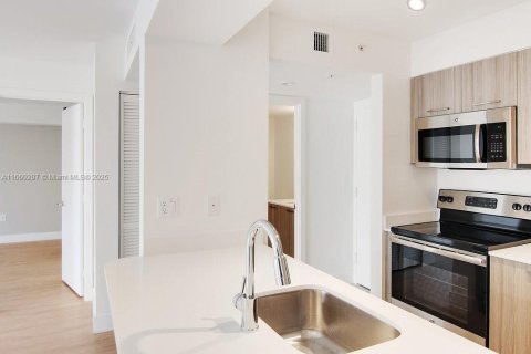 Copropriété à louer à Miami, Floride: 1 chambre, 78.22 m2 № 1365676 - photo 9