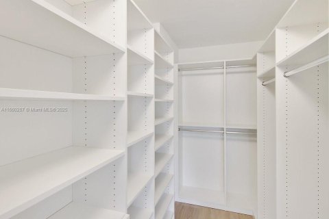 Copropriété à louer à Miami, Floride: 1 chambre, 78.22 m2 № 1365676 - photo 18