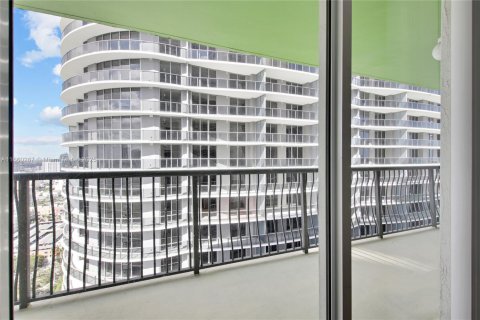 Copropriété à louer à Miami, Floride: 1 chambre, 78.22 m2 № 1365676 - photo 14