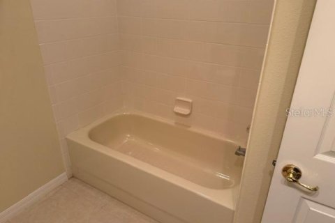 Adosado en venta en Orlando, Florida, 3 dormitorios, 169.73 m2 № 2424084 - foto 22