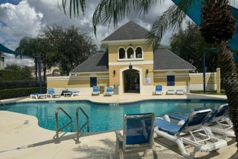 Adosado en venta en Orlando, Florida, 3 dormitorios, 169.73 m2 № 2424084 - foto 2