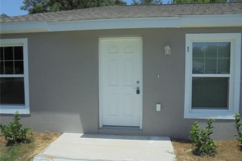 Apartamento en alquiler en Ocklawaha, Florida, 3 dormitorios, 92.9 m2 № 1724791 - foto 2