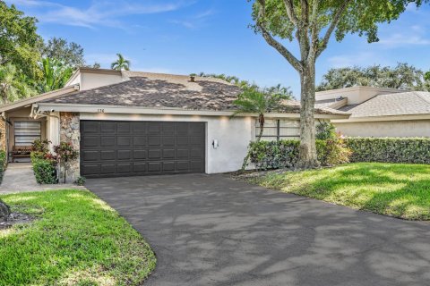 Villa ou maison à vendre à Hollywood, Floride: 3 chambres, 189.8 m2 № 2399774 - photo 3