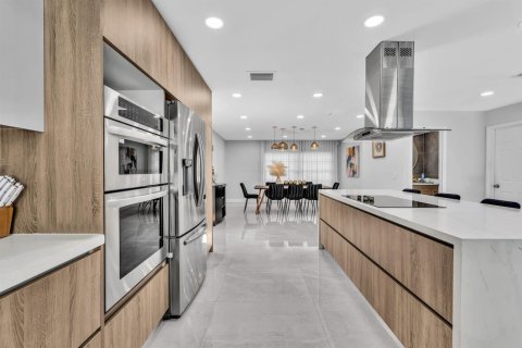 Villa ou maison à vendre à Hollywood, Floride: 3 chambres, 189.8 m2 № 2399774 - photo 19
