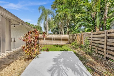 Villa ou maison à vendre à Hollywood, Floride: 3 chambres, 189.8 m2 № 2399774 - photo 30