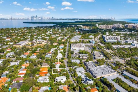 Купить виллу или дом в Ки-Бискейн, Флорида 3 спальни, 121.89м2, № 2022392 - фото 23