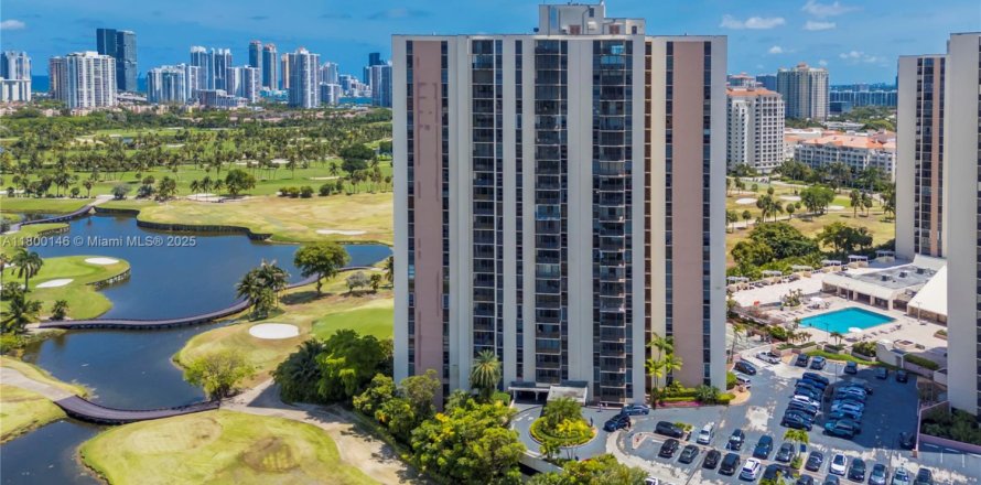 Condominio en Aventura, Florida, 1 dormitorio  № 1762734
