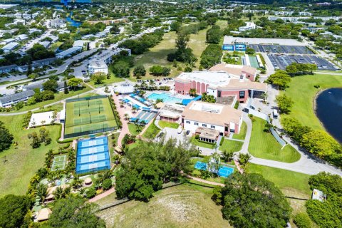 Condo in Deerfield Beach, Florida, 1 bedroom  № 2183097 - photo 16