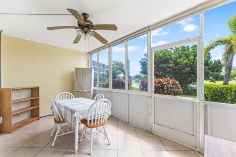 Condo in Deerfield Beach, Florida, 1 bedroom  № 2183097 - photo 9