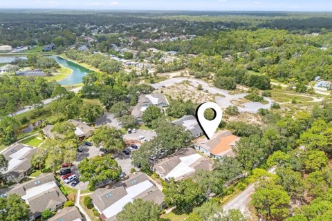 Condo in Weeki Wachee, Florida, 2 bedrooms  № 1853629 - photo 30