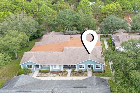 Condo in Weeki Wachee, Florida, 2 bedrooms  № 1853629 - photo 2