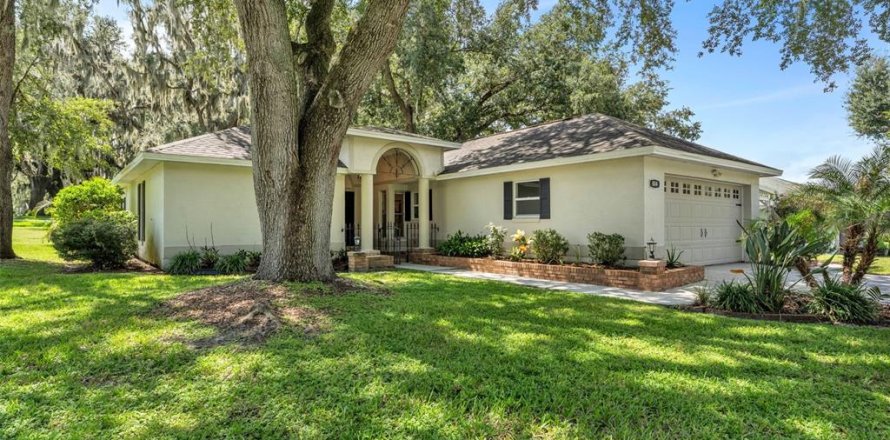 Casa en Lakeland, Florida 3 dormitorios, 141.86 m2 № 2386801