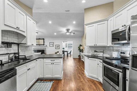 Casa en venta en Lakeland, Florida, 3 dormitorios, 141.86 m2 № 2386801 - foto 12