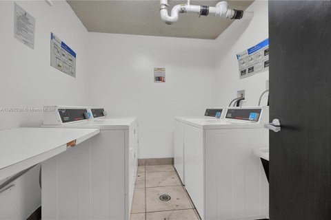 Купить кондоминиум в Авентура, Флорида 2 спальни, 136.19м2, № 2021124 - фото 22