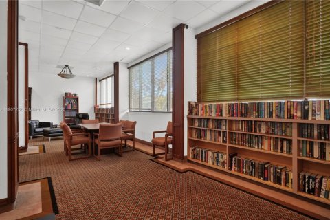 Купить кондоминиум в Авентура, Флорида 2 спальни, 136.19м2, № 2021124 - фото 23