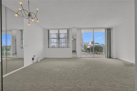 Купить кондоминиум в Авентура, Флорида 2 спальни, 136.19м2, № 2021124 - фото 4