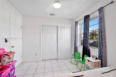 Villa ou maison à vendre à Homestead, Floride: 5 chambres, 148.83 m2 № 2008340 - photo 26