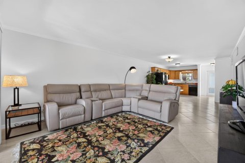 Copropriété à vendre à Hillsboro Beach, Floride: 2 chambres, 85.47 m2 № 2146788 - photo 14