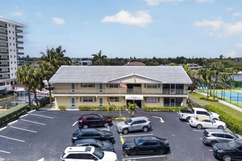 Copropriété à vendre à Hillsboro Beach, Floride: 2 chambres, 85.47 m2 № 2146788 - photo 8