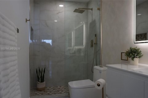 Купить виллу или дом в Майами, Флорида 3 спальни, 162.39м2, № 2064726 - фото 13