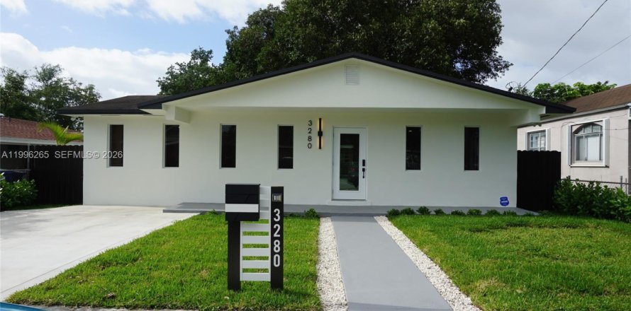 Дом в Майами, Флорида 3 спальни, 162.39м2 № 2064726