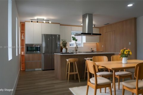 Купить виллу или дом в Майами, Флорида 3 спальни, 162.39м2, № 2064726 - фото 6
