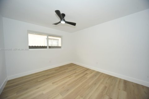 Купить виллу или дом в Майами, Флорида 3 спальни, 162.39м2, № 2064726 - фото 22