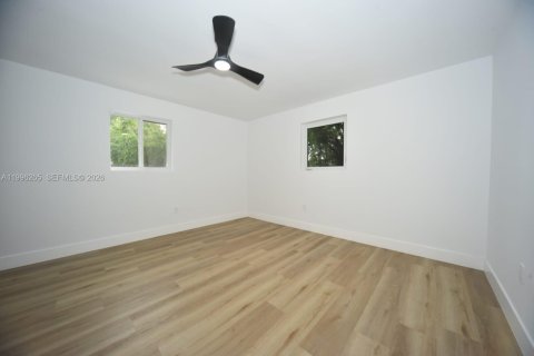 Купить виллу или дом в Майами, Флорида 3 спальни, 162.39м2, № 2064726 - фото 16