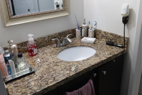 Condominio en venta en Miami, Florida, 2 dormitorios, 89 m2 № 1710861 - foto 7