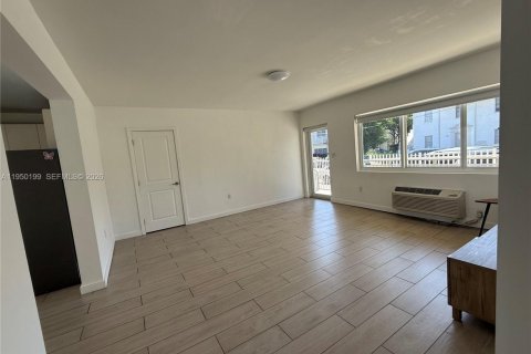 Immobilier commercial à vendre à Miami Beach, Floride: 386.66 m2 № 2005849 - photo 30