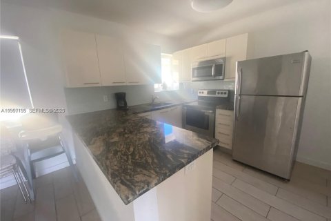 Immobilier commercial à vendre à Miami Beach, Floride: 386.66 m2 № 2005849 - photo 11