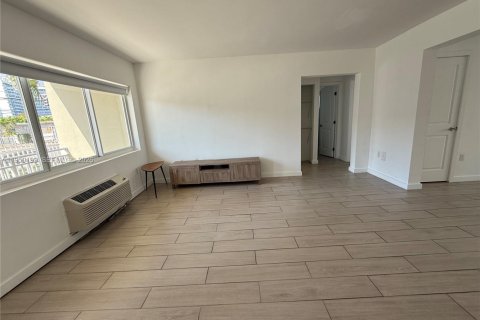 Immobilier commercial à vendre à Miami Beach, Floride: 386.66 m2 № 2005849 - photo 23