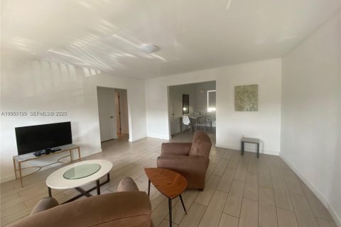 Immobilier commercial à vendre à Miami Beach, Floride: 386.66 m2 № 2005849 - photo 7