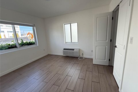 Immobilier commercial à vendre à Miami Beach, Floride: 386.66 m2 № 2005849 - photo 29