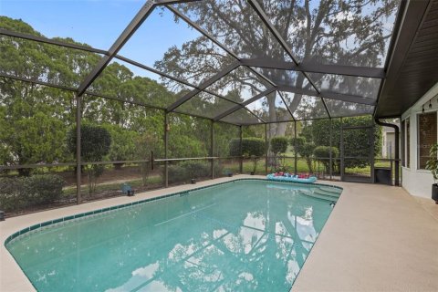 House in Spring Hill, Florida 3 bedrooms, 135.64 sq.m. № 2347331 - photo 25