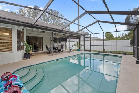 House in Spring Hill, Florida 3 bedrooms, 135.64 sq.m. № 2347331 - photo 24