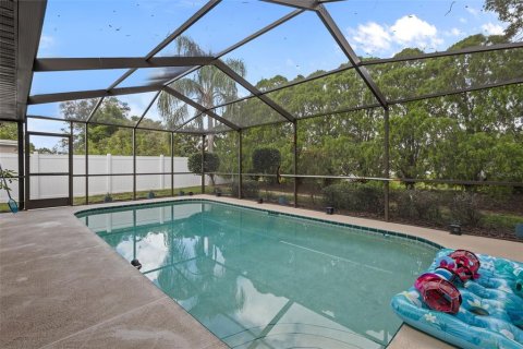 House in Spring Hill, Florida 3 bedrooms, 135.64 sq.m. № 2347331 - photo 3