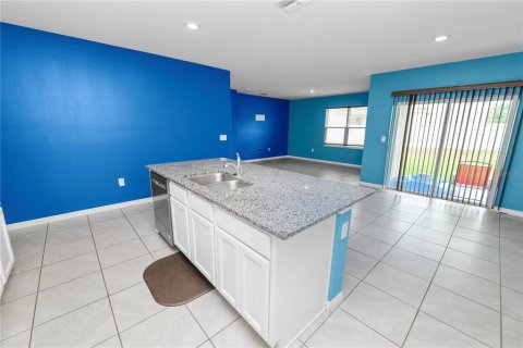 Villa ou maison à vendre à Eagle Lake, Floride: 4 chambres, 171.96 m2 № 2339047 - photo 22