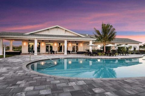 House in Port Charlotte, Florida 2 bedrooms, 123.47 sq.m. № 1787622 - photo 12