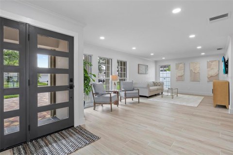 Villa ou maison à louer à Clearwater, Floride: 4 chambres, 225.57 m2 № 1687927 - photo 5