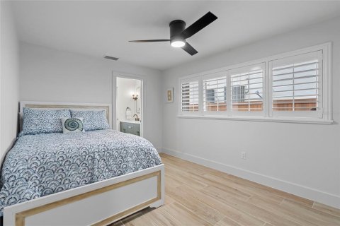 Villa ou maison à louer à Clearwater, Floride: 4 chambres, 225.57 m2 № 1687927 - photo 23